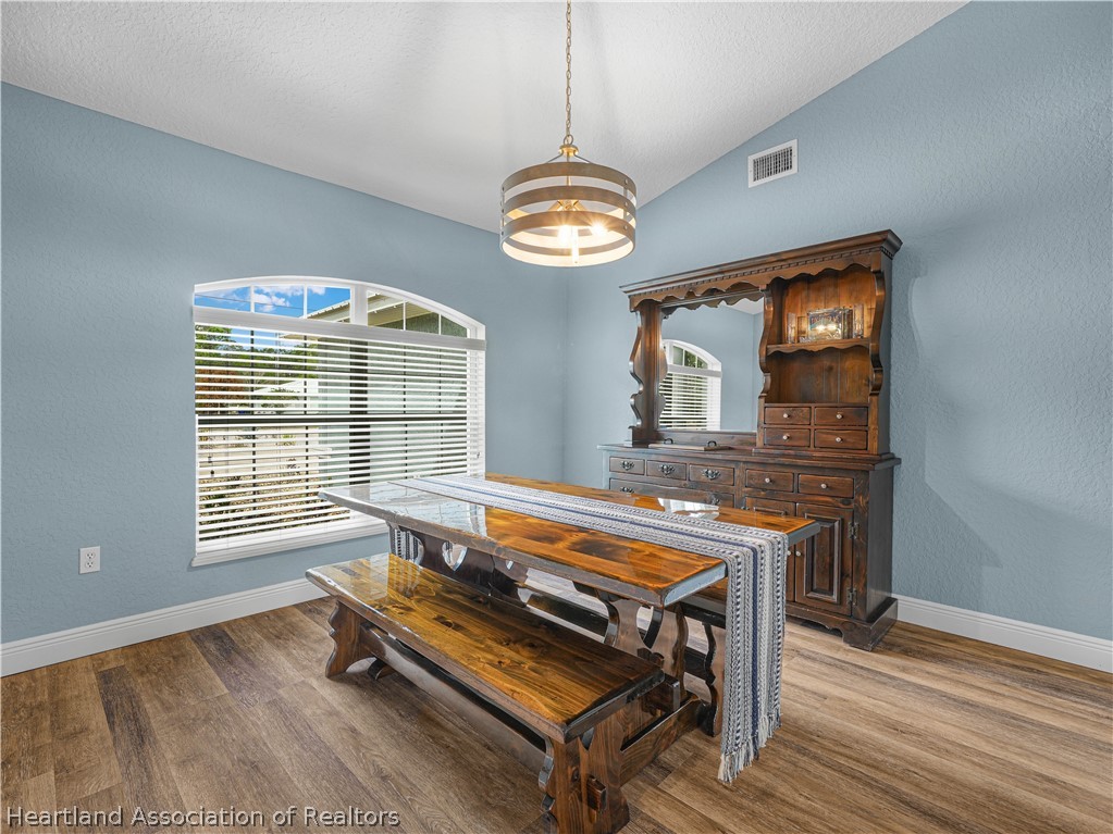 5430 Lakewood Road Sebring, FL 33875 - Photo 8 of 40 Gallery Image 8
