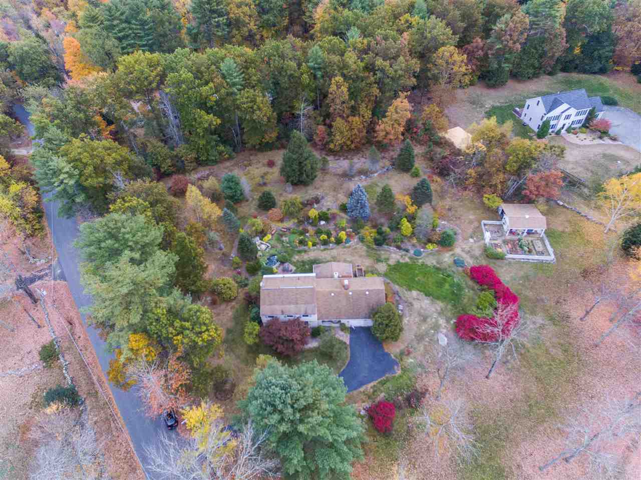 21 Cricket Corner Road Amherst, NH 03031 - Photo 2 of 31