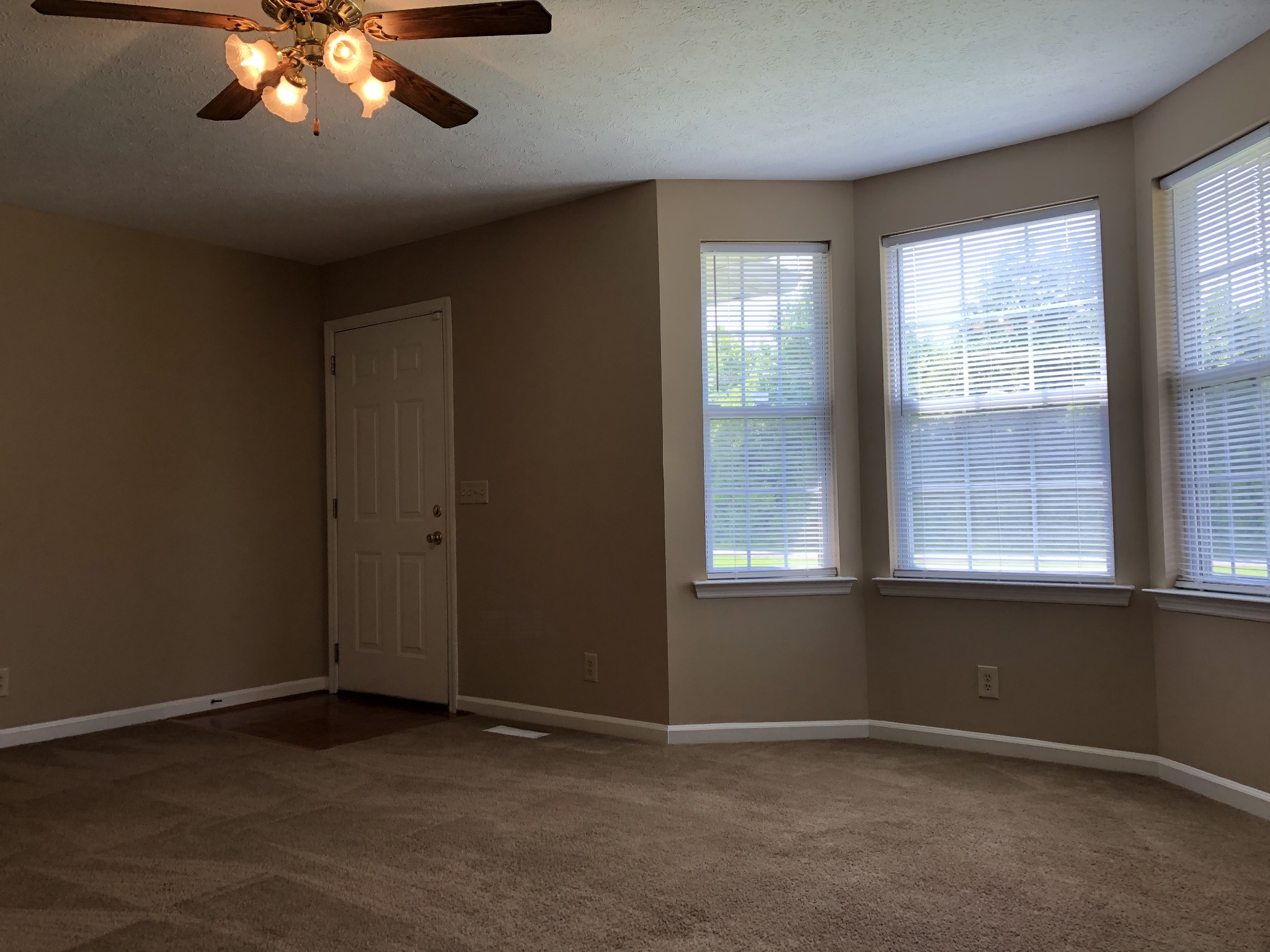 1801 Woods Ferry Road Lebanon, TN 37087 - Photo 5 of 12 Gallery Image 5