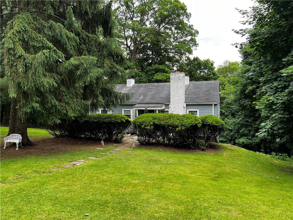 822 Persimmon Road Sewickley, PA 15143 - Photo 1 of 31