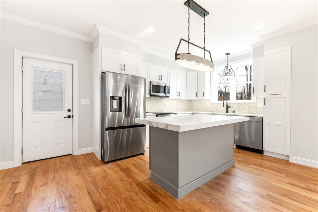 741 Washington Street, Unit 2 Canton, MA 02021 - Photo 3 of 33 Gallery Image 3