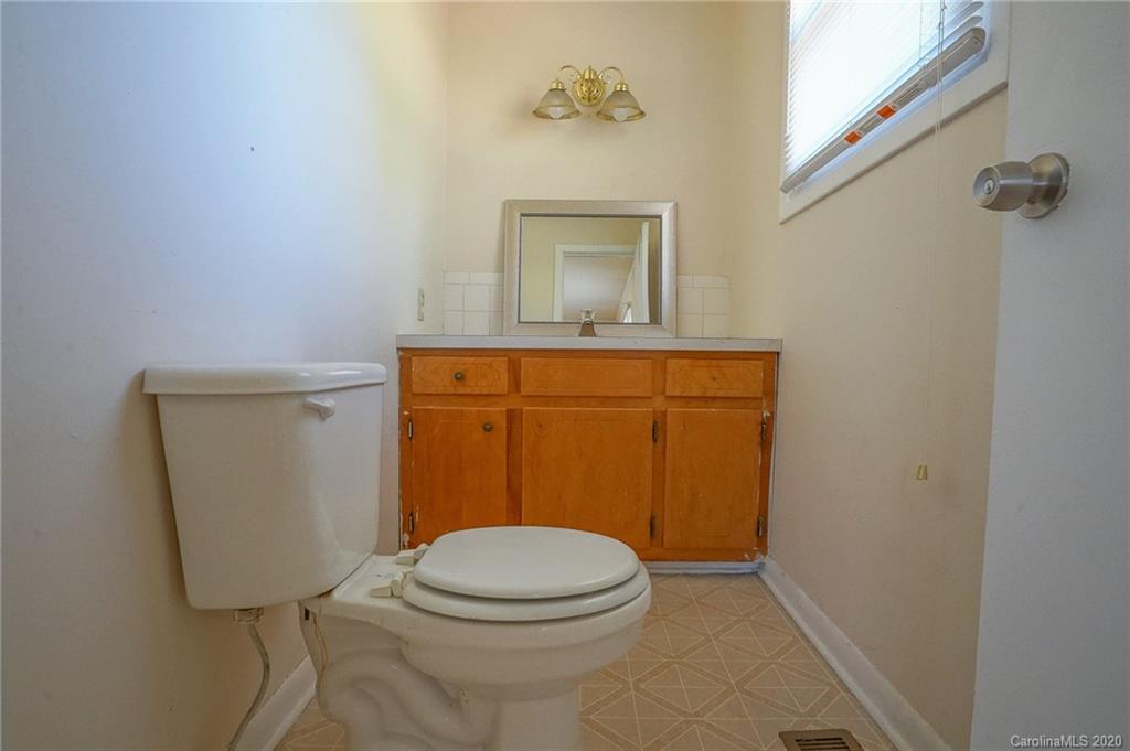 40607 Barnhardt Road New London, NC 28127 - Photo 31 of 41 Gallery Image 31