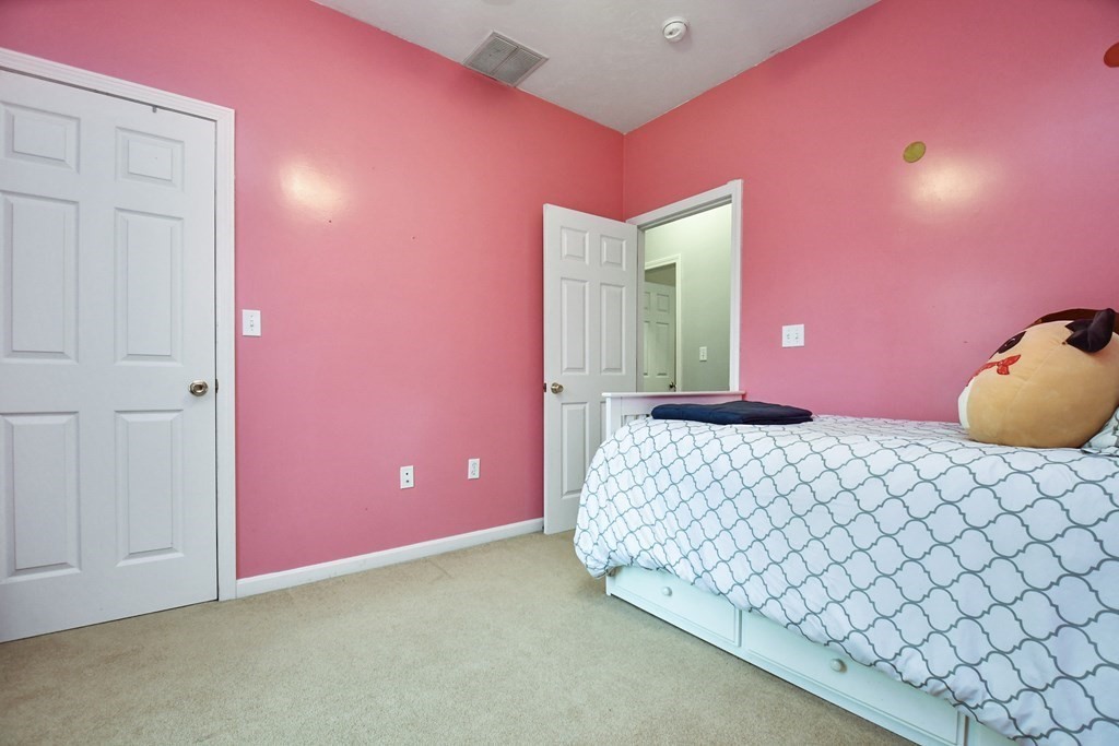 127 Sherbert Road Ashburnham, MA 01430 - Photo 17 of 37