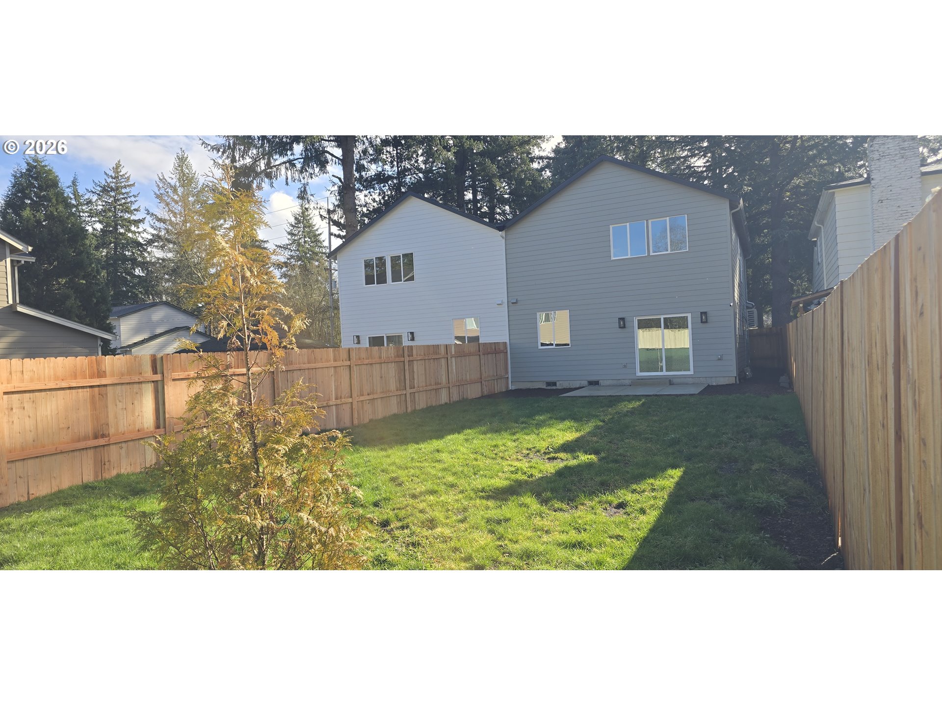 12451 Southeast Harold Street Portland, OR 97236 - Photo 3 of 26