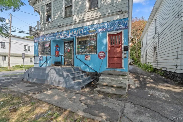 $219,900 | 514 Highland Street, Syracuse, NY 13203