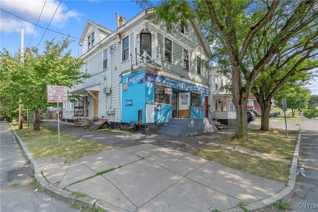 $219,900 | 514 Highland Street, Syracuse, NY 13203