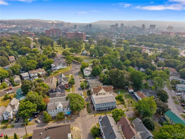 $199,000 | 514 Highland Street, Syracuse, NY 13203