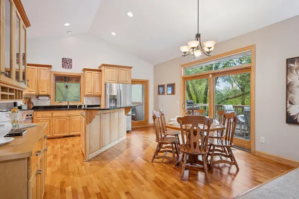 $900,000 | 19148 Eaglewood Road, Clearwater, MN 55320