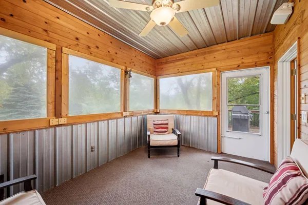 $900,000 | 19148 Eaglewood Road, Clearwater, MN 55320