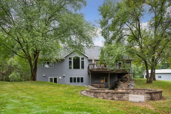 $900,000 | 19148 Eaglewood Road, Clearwater, MN 55320