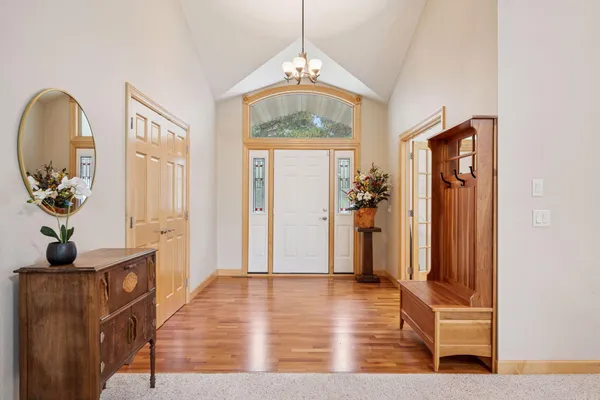 $900,000 | 19148 Eaglewood Road, Clearwater, MN 55320