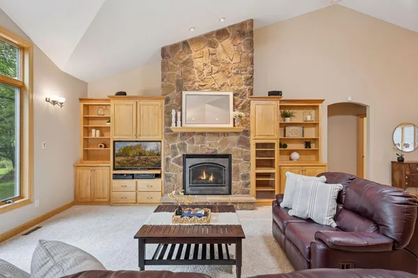 $900,000 | 19148 Eaglewood Road, Clearwater, MN 55320