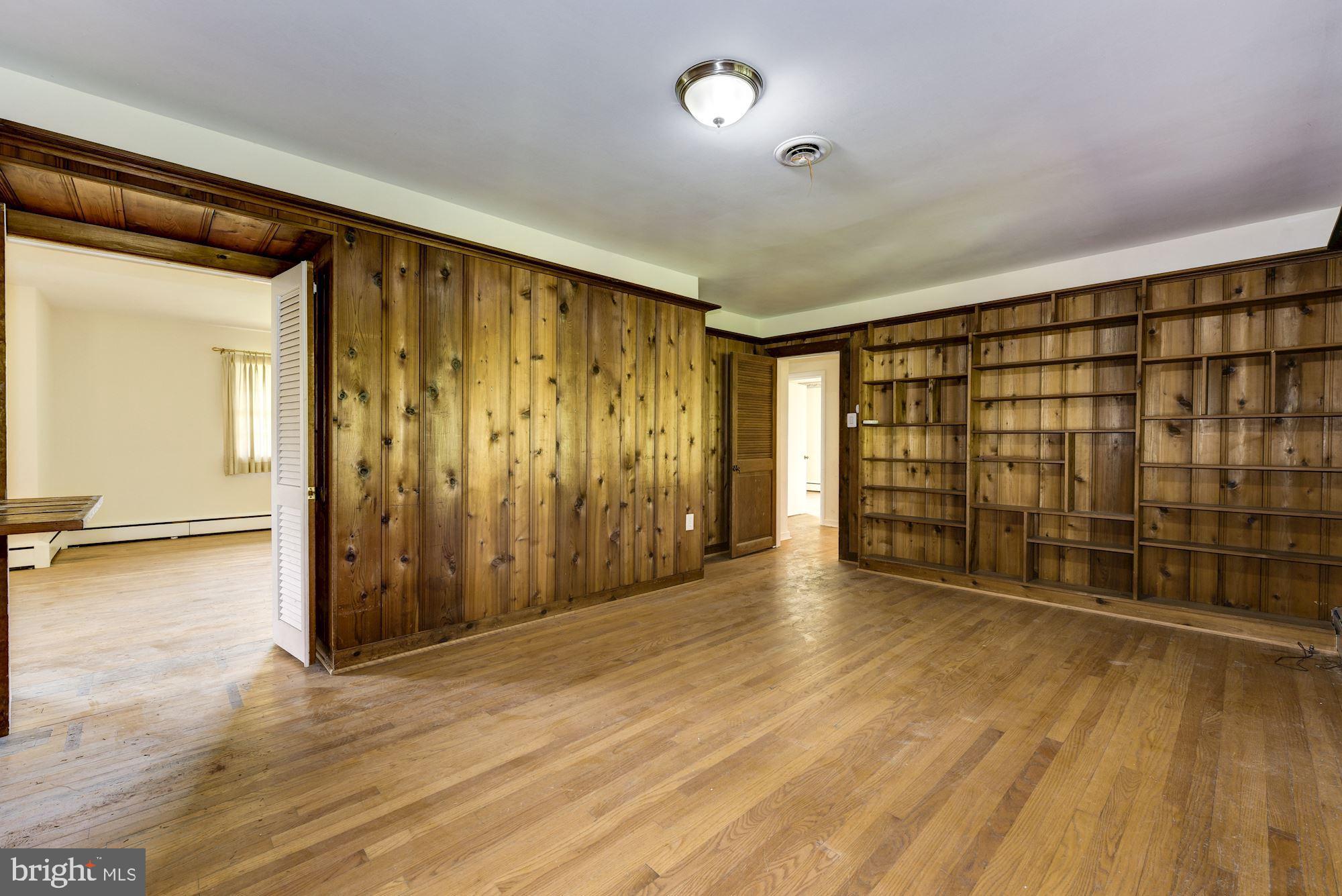 76 Federal City Road Ewing, NJ 08638 - Photo 11 of 32 Family Room