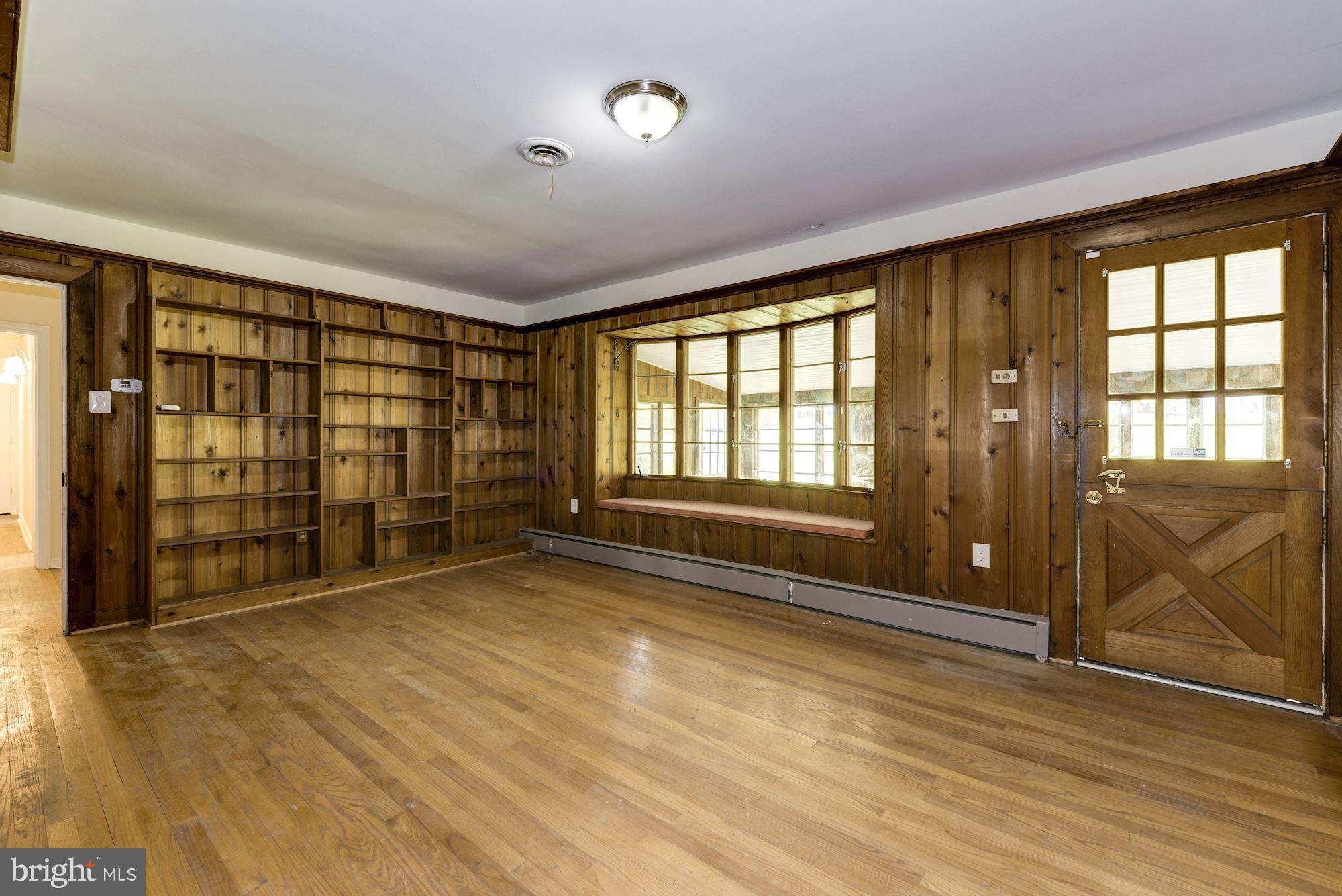 76 Federal City Road Ewing, NJ 08638 - Photo 10 of 32 Family Room