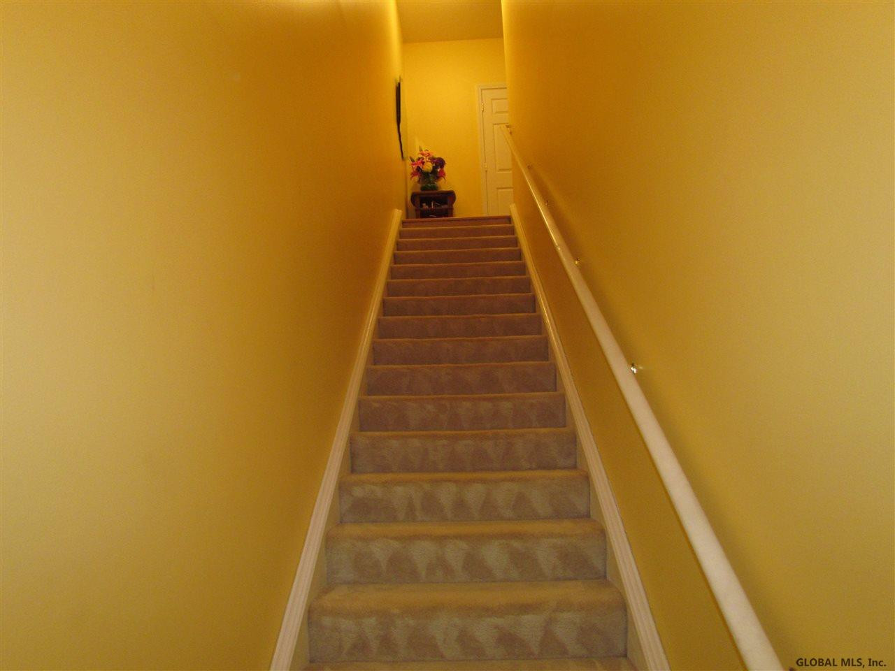 312 N Ridge Troy, NY 12182 - Photo 4 of 25 Photo 4
