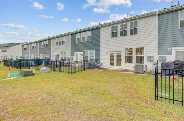 $295,000 | 770 Trotters Lane, Moncks Corner, SC 29461