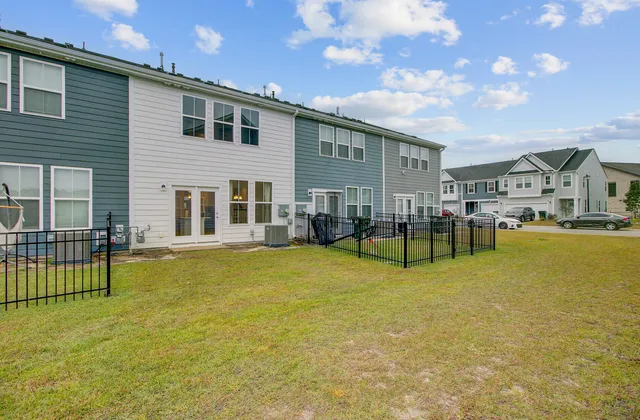 $295,000 | 770 Trotters Lane, Moncks Corner, SC 29461