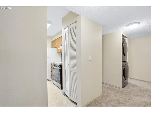 $199,900 | 3391 Northeast 162nd Avenue, Portland, OR 97230