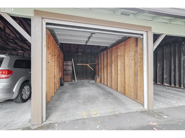 $199,900 | 3391 Northeast 162nd Avenue, Portland, OR 97230