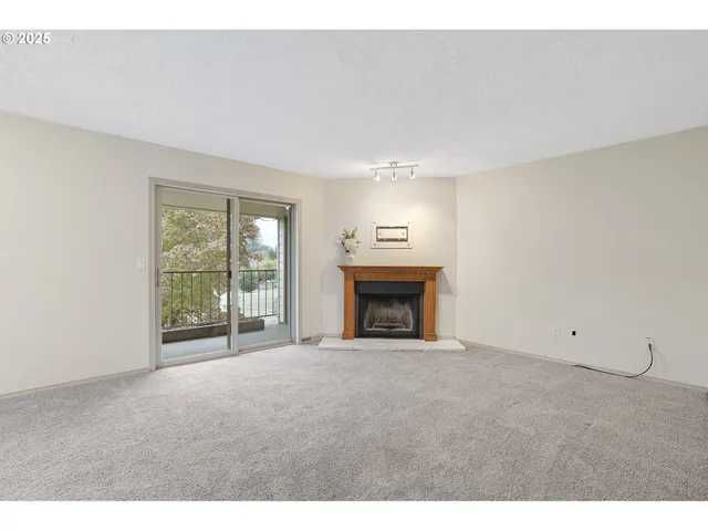 $199,900 | 3391 Northeast 162nd Avenue, Portland, OR 97230