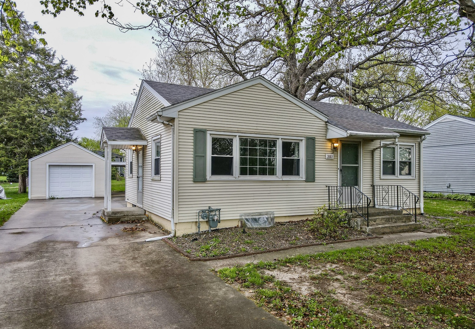 3153 Sportsman Club Road Bourbonnais, IL 60914 - Photo 2 of 26