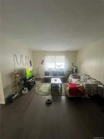 $2,000 | 22 Brittany Drive, Middletown, NY 10940