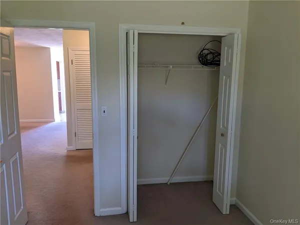 $2,000 | 22 Brittany Drive, Middletown, NY 10940