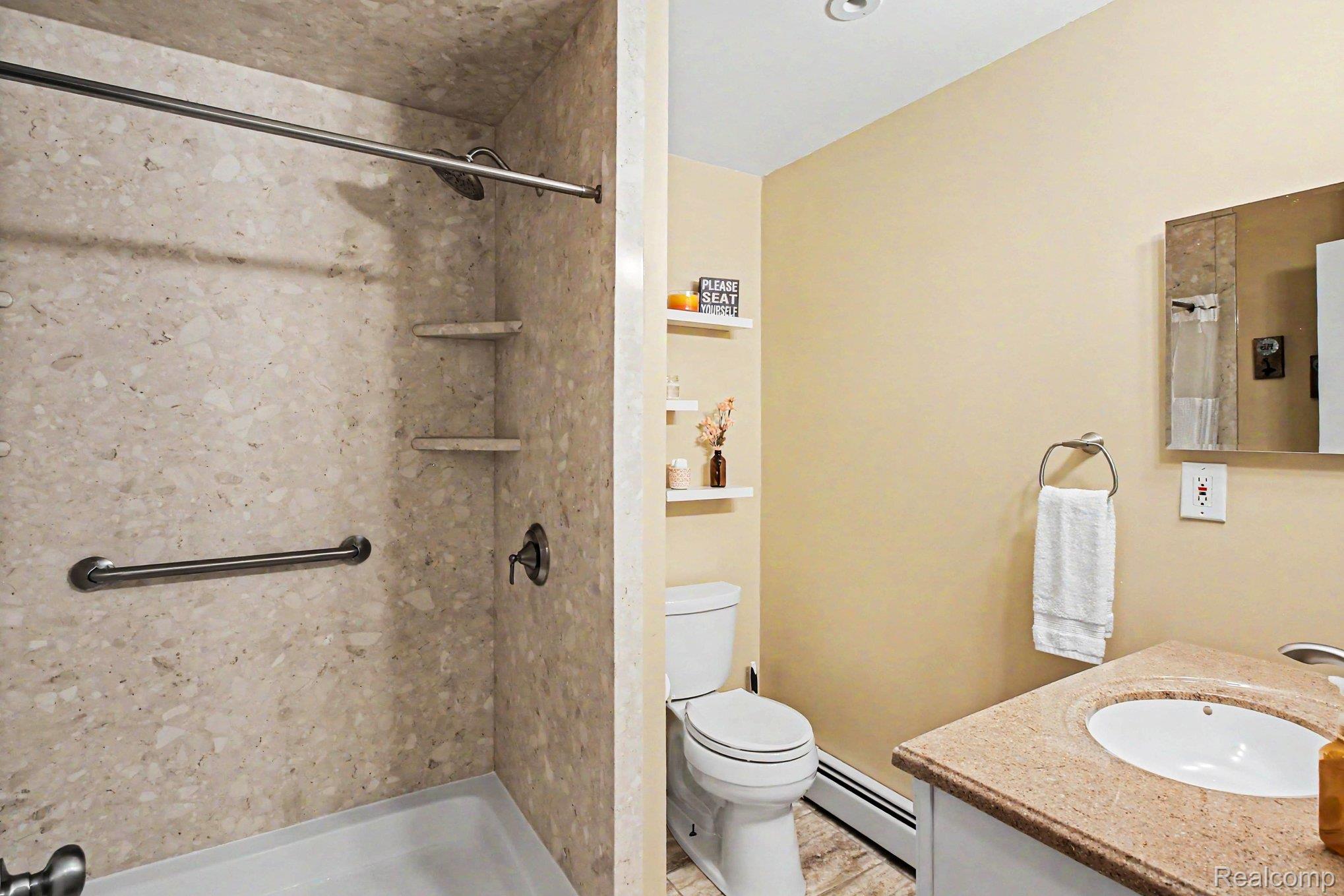 10186 Converse Road Fowlerville, MI 48836 - Photo 10 of 33 017_file_8193.jpg