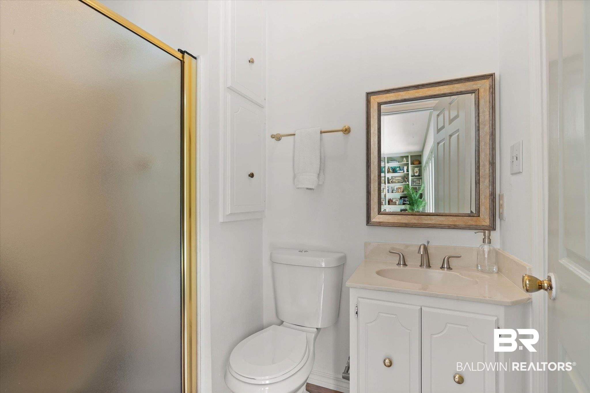 65 Byrnes Boulevard Mobile, AL 36608 - Photo 26 of 52 Full Bath off of Family Room