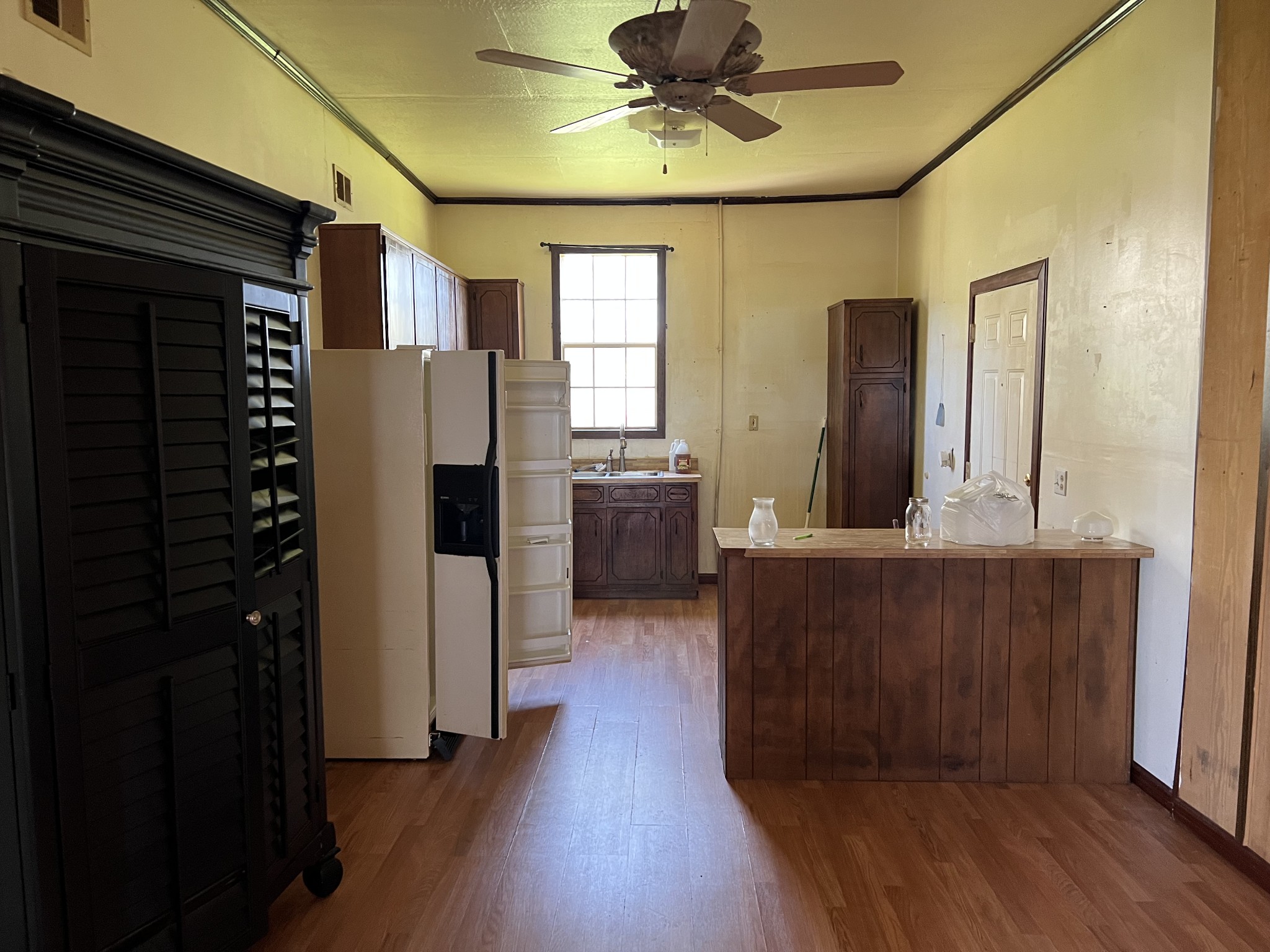 4225 Jernigan Road White House, TN 37188 - Photo 11 of 15 a kitchen with stainless steel appliances a refrigerator and a stove