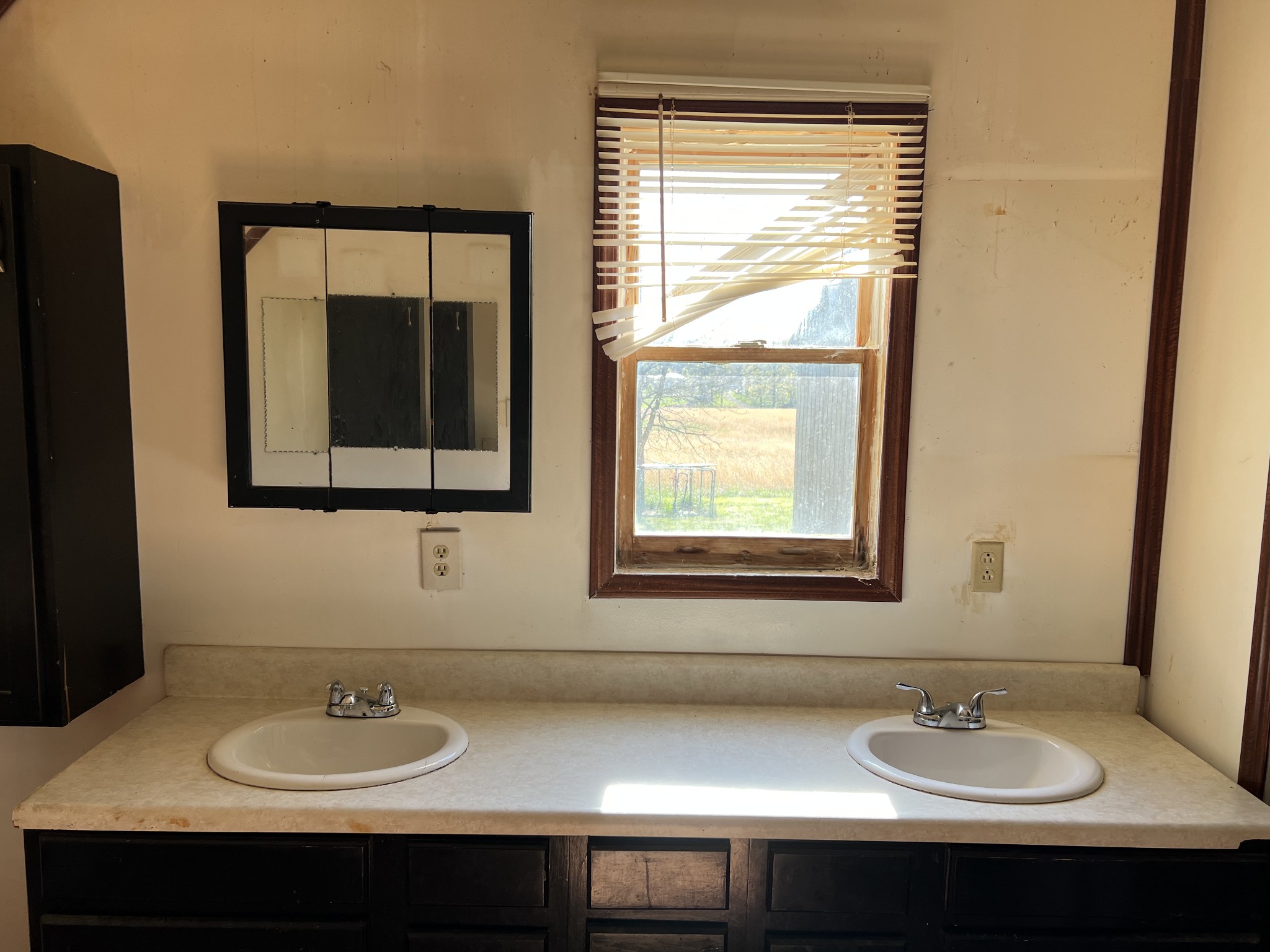 4225 Jernigan Road White House, TN 37188 - Photo 14 of 15 a bathroom with a sink and a mirror