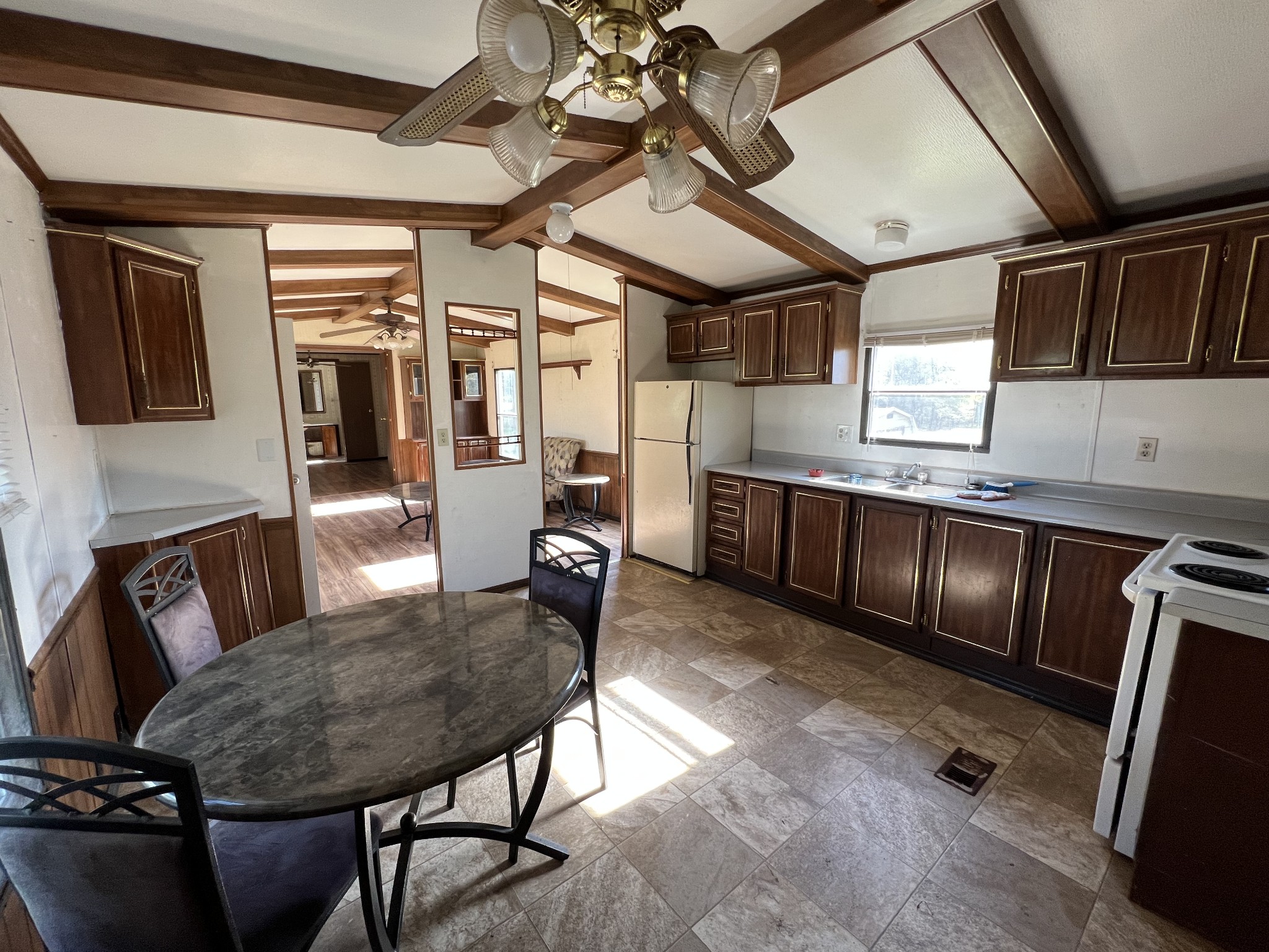 4225 Jernigan Road White House, TN 37188 - Photo 3 of 15 a living room with furniture