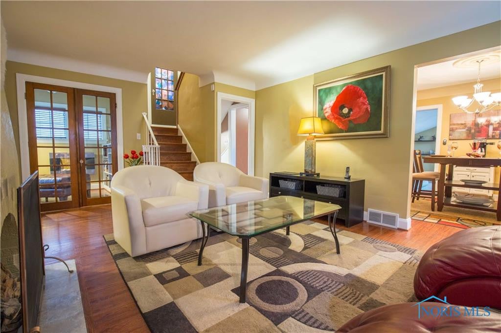 3018 Goddard Road Toledo, OH 43606 - Photo 2 of 36 Gallery Image 2