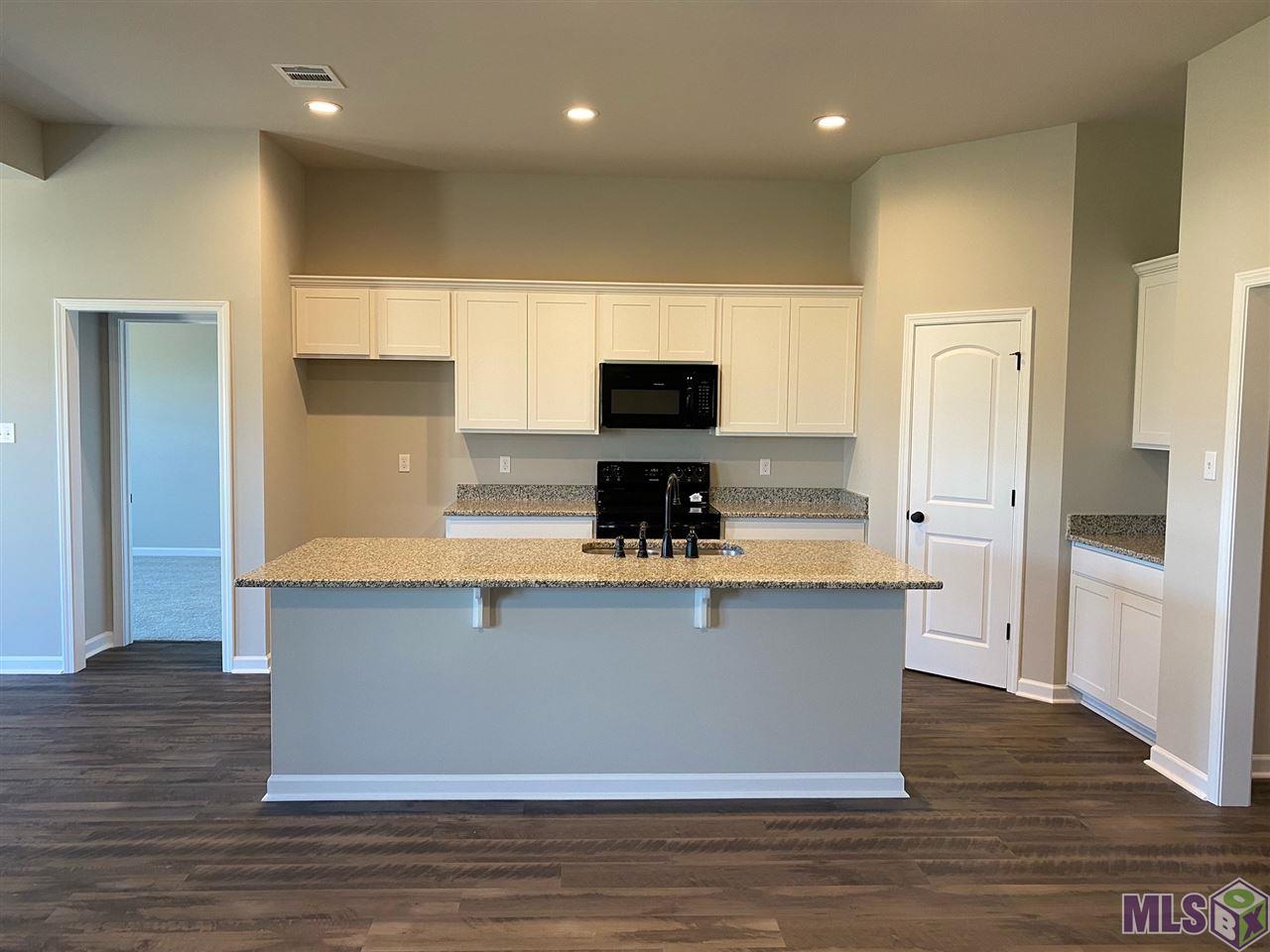 120 Shadow Pointe Road Thibodaux, LA 70301 - Photo 3 of 12 Gallery Image 3