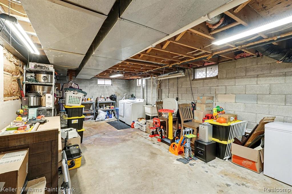 5446 Old Franklin Road Grand Blanc, MI 48439 - Photo 23 of 33