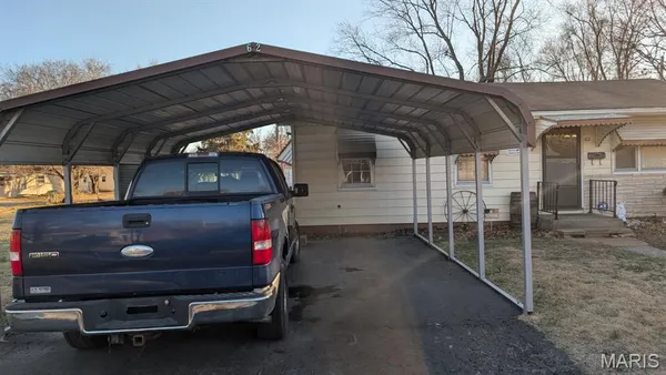 $65,000 | 62 David Street, Cahokia, IL 62206