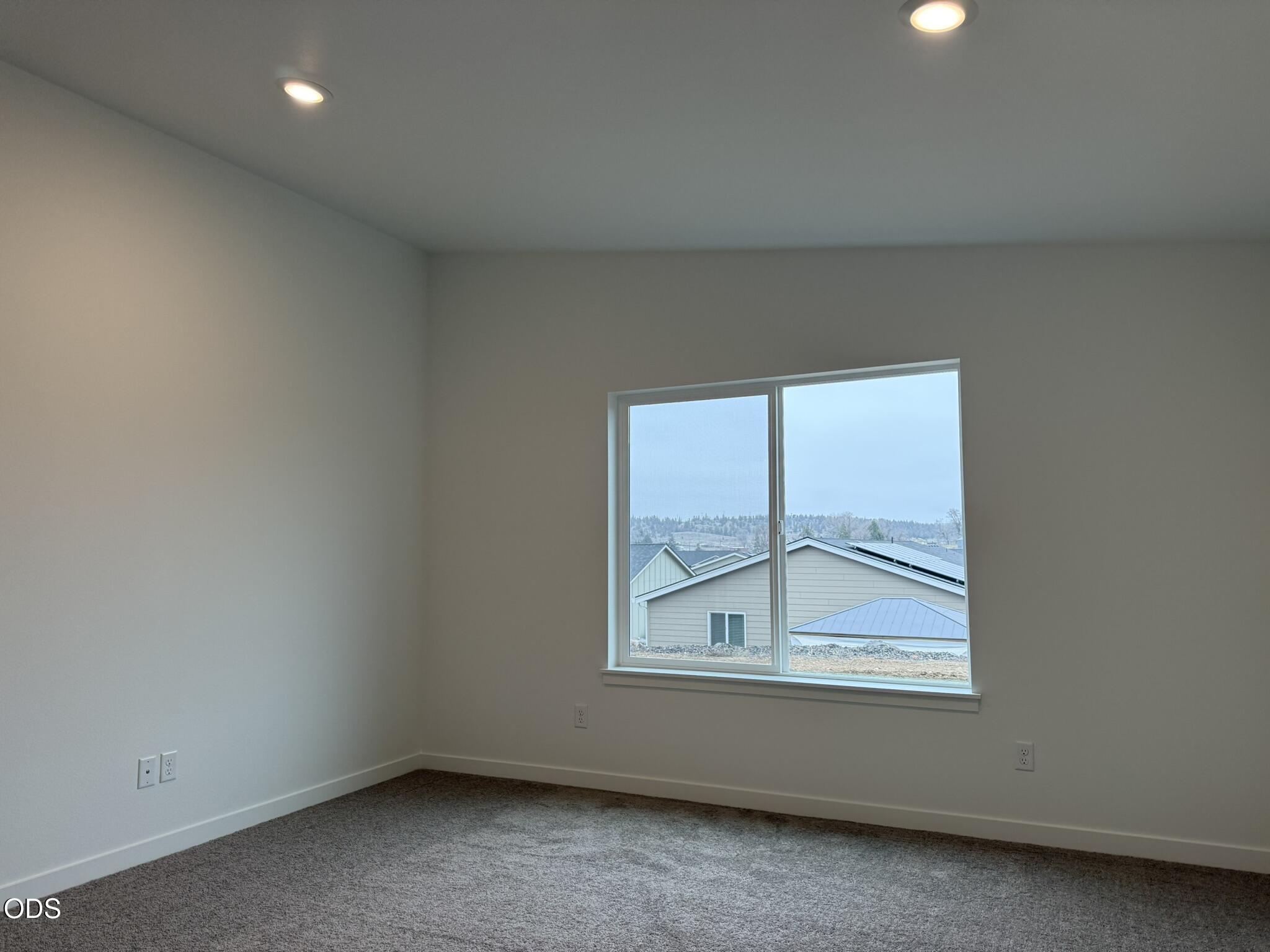 680 Northeast Rickenbacker Road, Unit 141 Madras, OR 97741 - Photo 10 of 14