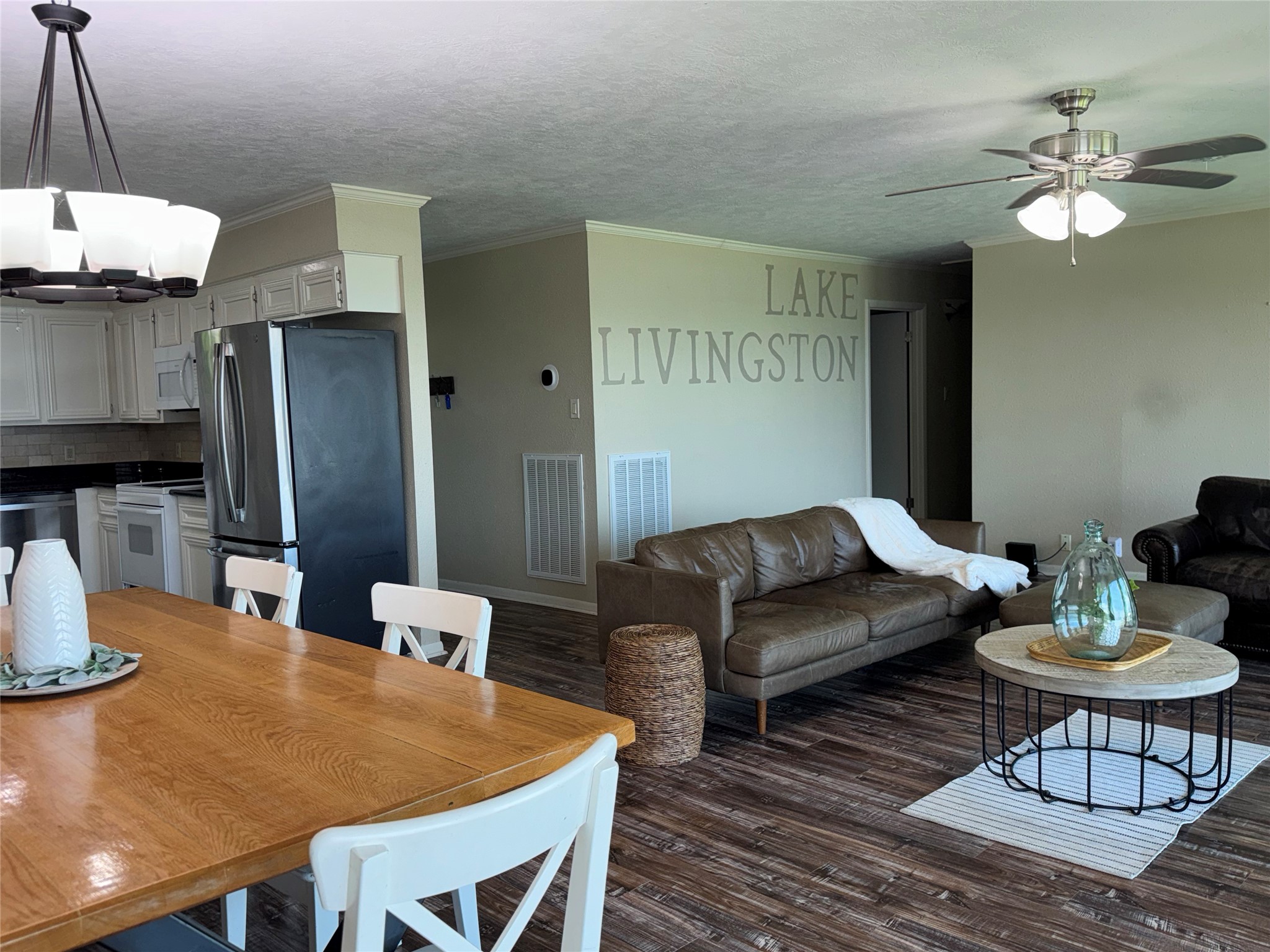 690 Highcrest Drive Point Blank, TX 77364 - Photo 8 of 45