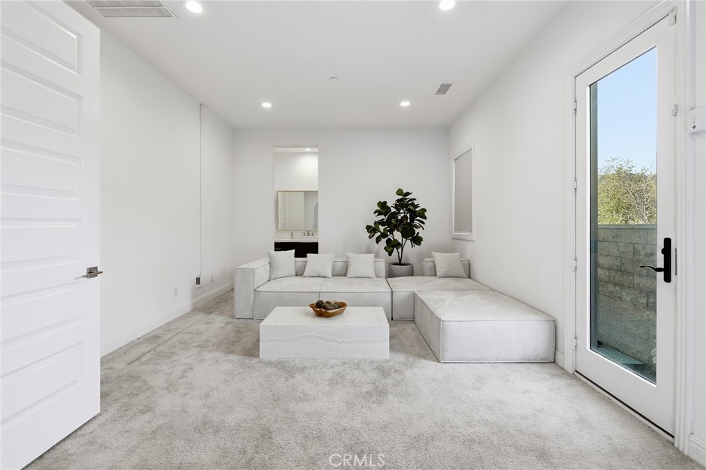 20454 Albion Way Porter Ranch, CA 91326 - Photo 16 of 67