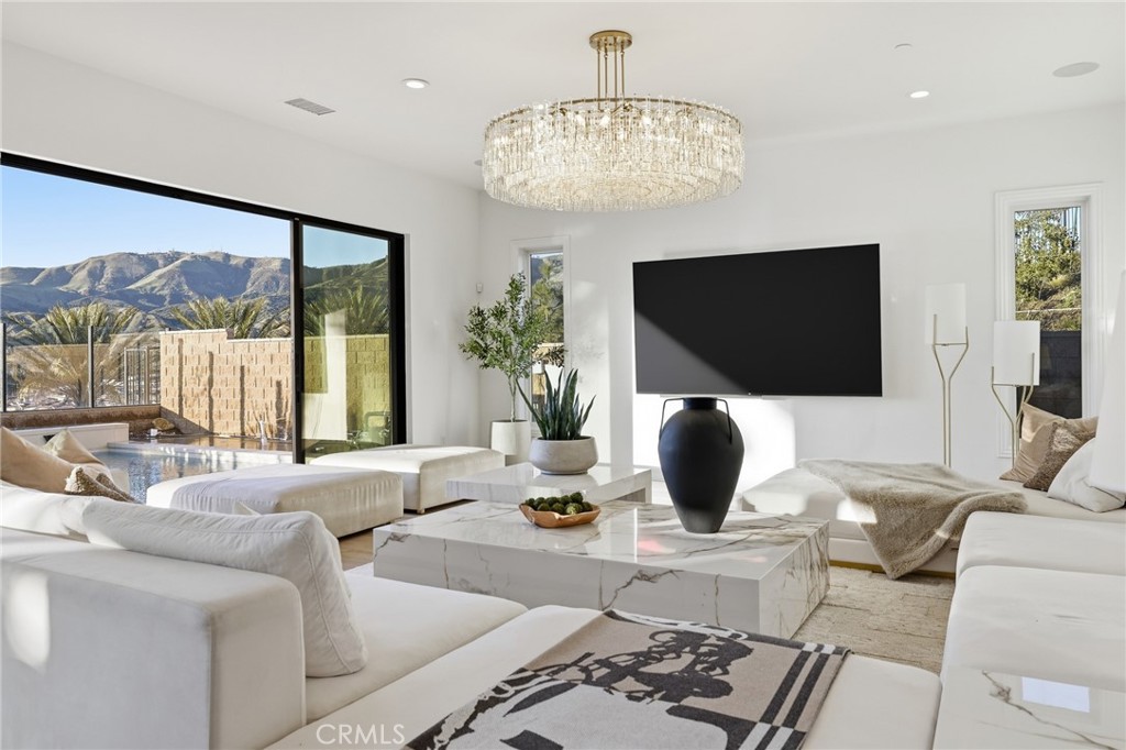 20454 Albion Way Porter Ranch, CA 91326 - Photo 6 of 67