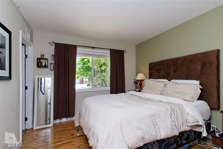 888 Appleton Road Simi Valley, CA 93065 - Photo 13 of 30 a bedroom with a bed and a window