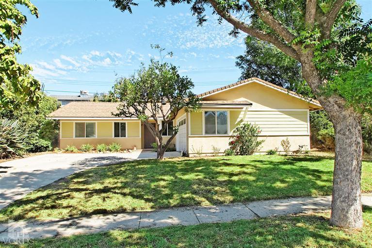 888 Appleton Road Simi Valley, CA 93065 - Photo 8 of 30 a front view of a house with a yard