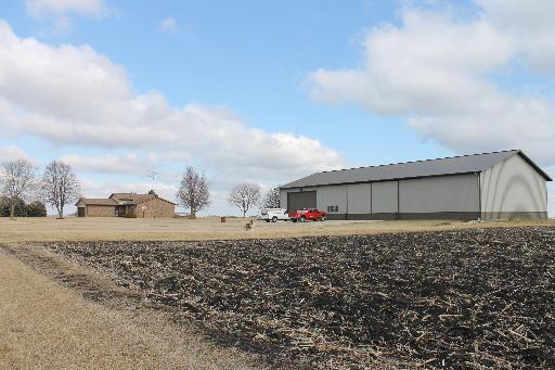 3356 East 8th Road Utica, IL 61373 - Photo 3 of 12