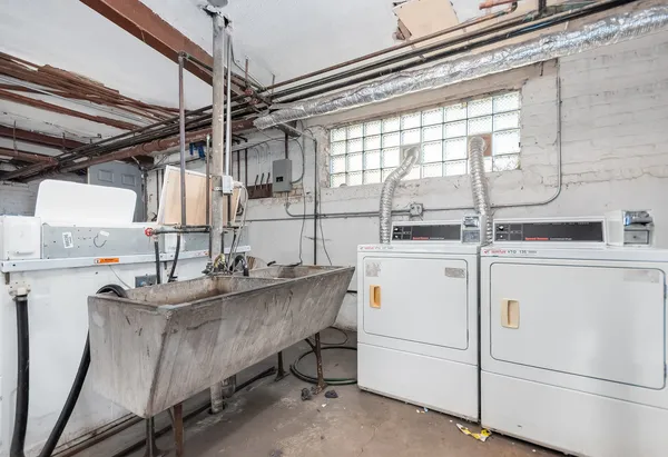 $164,900 | 3553 West Sunnyside Avenue, Unit 1, Chicago, IL 60625