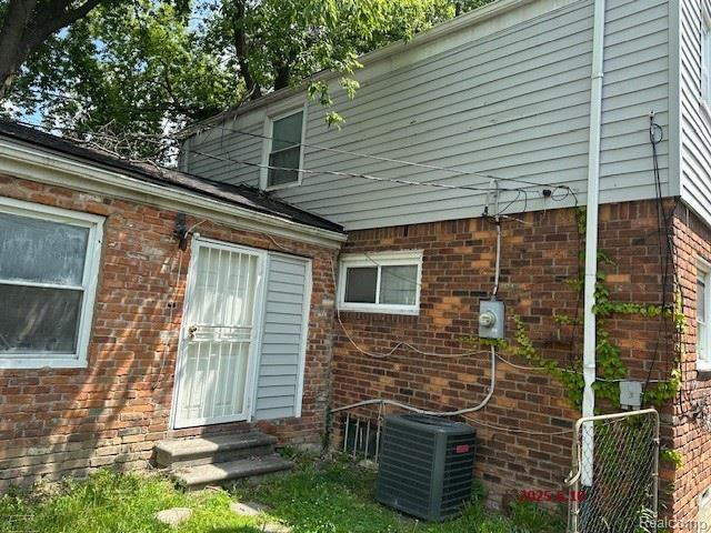 17233 Annchester Road Detroit, MI 48219 - Photo 2 of 13 Gallery Image 2