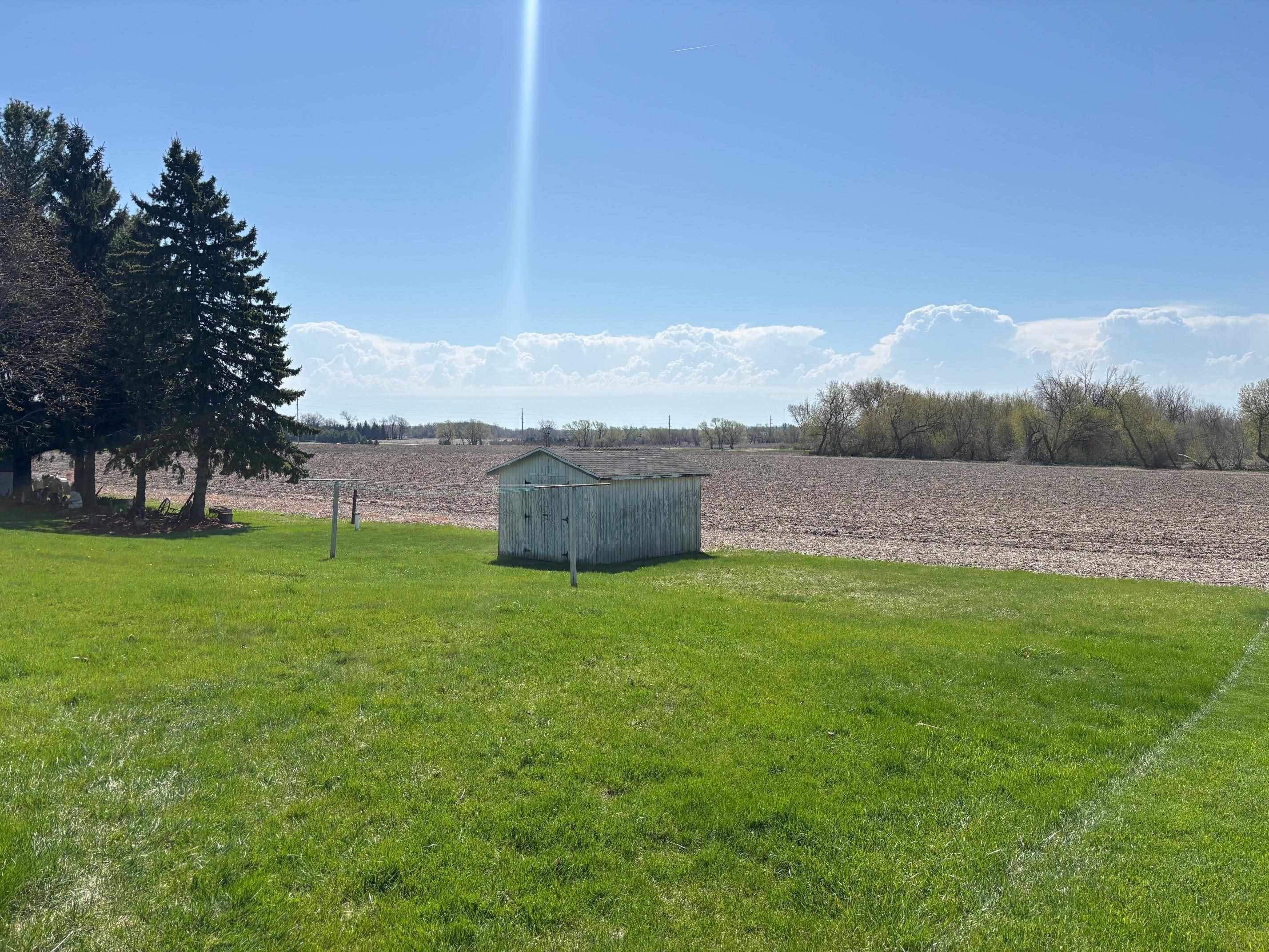 W13160 Olden Road Ripon, WI 54971 - Photo 5 of 22