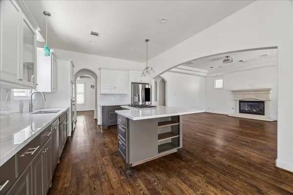 $985,000 | 1408 West 23rd Street, Houston, TX 77008