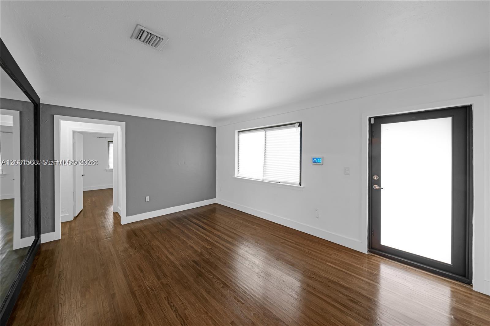 3261 Southwest 20th Street Miami, FL 33145 - Photo 15 of 32