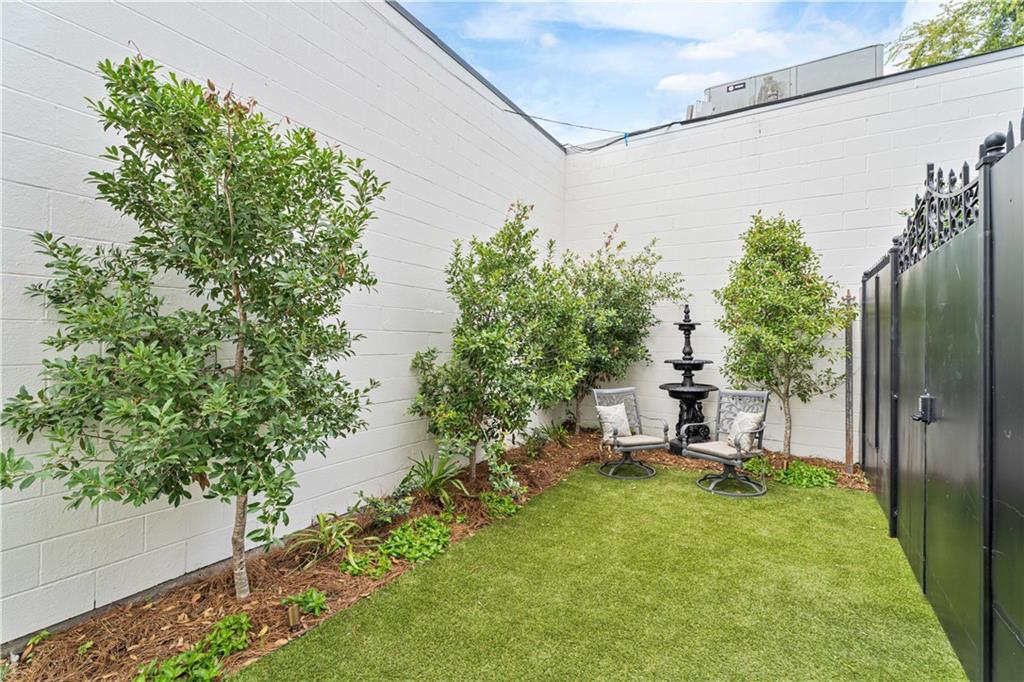 8027 St Charles Avenue New Orleans, LA 70118 - Photo 14 of 16