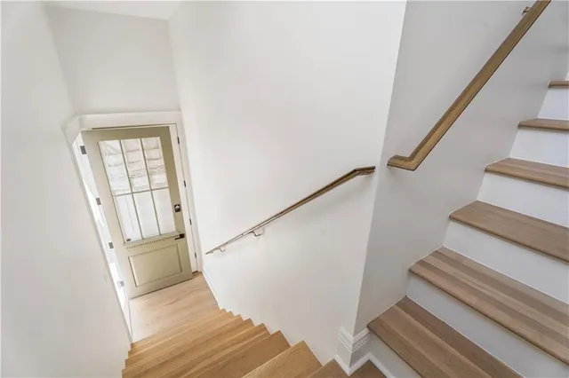 $3,900 | 8027 St Charles Avenue, New Orleans, LA 70118